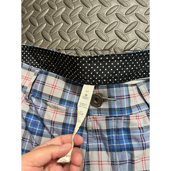 LULULEMON Mens Blue Checked Plaid Shorts workout Casual POCKETS 34 Medium Khaki - Picture 3 of 9